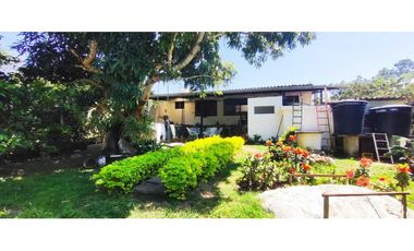 Lindo casalote de 1100 M2 en 489 mill en La Mesa Cund, COL plano.