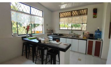 Lindo casalote de 1100 M2 en 489 mill en La Mesa Cund, COL plano.