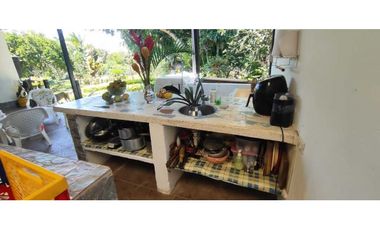 Lindo casalote de 1100 M2 en 489 mill en La Mesa Cund, COL plano.