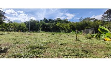 Venta de lote de 1500 M2 en 259 mill en La Gran Via de Tena Cund plano