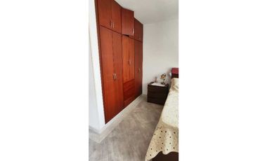 venta de casa urbana en conjunto de 152 M2 en 395 mill en La Mesa Cund