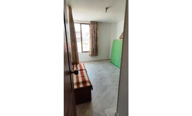 venta de casa urbana en conjunto de 152 M2 en 395 mill en La Mesa Cund