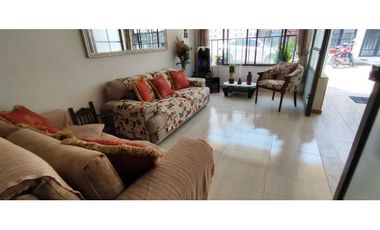 venta de casa urbana en conjunto de 152 M2 en 395 mill en La Mesa Cund