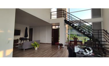 Se vende casa campestre en lote de 1000 M2, 1200 mill en La Mesa Cund