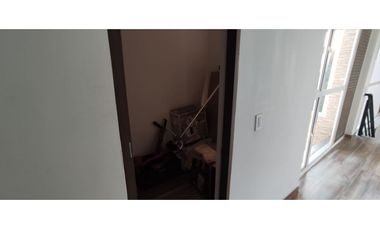 Se vende casa campestre en lote de 1000 M2, 1200 mill en La Mesa Cund