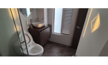 Se vende casa campestre en lote de 1000 M2, 1200 mill en La Mesa Cund