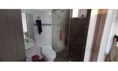 Se vende casa campestre en lote de 1000 M2, 1200 mill en La Mesa Cund