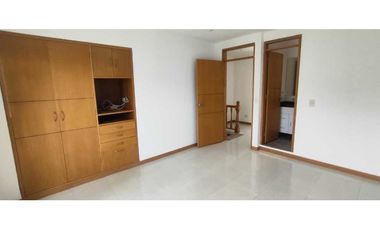 CASA EN CONJUNTO DE 88 M2 EN 380 MILL EN ANAPOIMA CUND