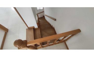 CASA EN CONJUNTO DE 88 M2 EN 380 MILL EN ANAPOIMA CUND