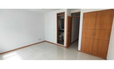 CASA EN CONJUNTO DE 88 M2 EN 380 MILL EN ANAPOIMA CUND