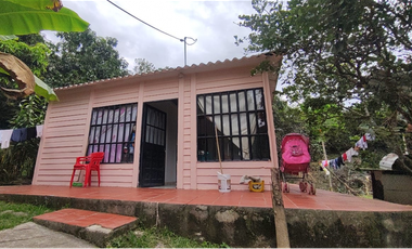 Se vende finca de 6400 M2 en 320 mil en La Mesa Cund, COL