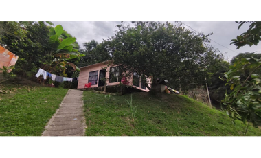 Se vende finca de 6400 M2 en 320 mil en La Mesa Cund, COL