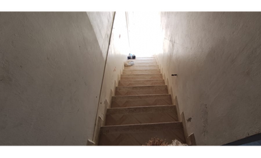 Oportunidad de casa RENTABLE de 140 M2 en 255 mill en La Mesa Cund.