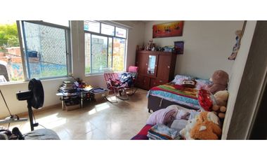 Oportunidad de casa RENTABLE de 140 M2 en 255 mill en La Mesa Cund.