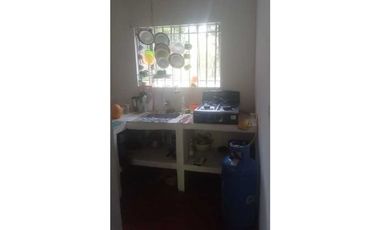 Venta casalote de 797 M2 en 220 mill en La Mesa Cund Colombia.