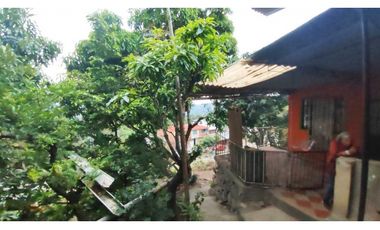 Venta casalote de 797 M2 en 220 mill en La Mesa Cund Colombia.