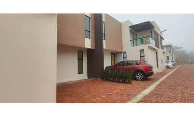 ESTRENA CASA YA, de 127 M2 en 440 mill en La Mesa Cund, COL