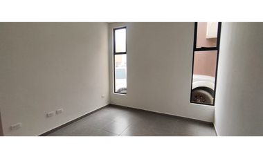 ESTRENA CASA YA, de 127 M2 en 440 mill en La Mesa Cund, COL