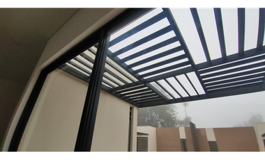 ESTRENA CASA YA, de 127 M2 en 440 mill en La Mesa Cund, COL