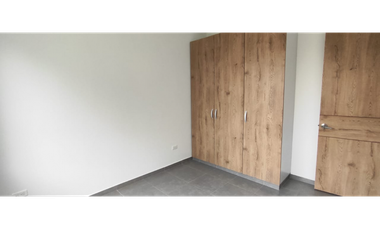 ESTRENA CASA YA, de 127 M2 en 440 mill en La Mesa Cund, COL