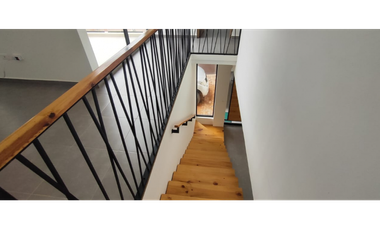 ESTRENA CASA YA, de 127 M2 en 440 mill en La Mesa Cund, COL