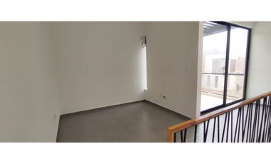 ESTRENA CASA YA, de 127 M2 en 440 mill en La Mesa Cund, COL