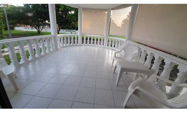 VENTA DE CASA CAMPESTRE DE 514 M2 CON PISCINA EN ANAPOIMA CUND.