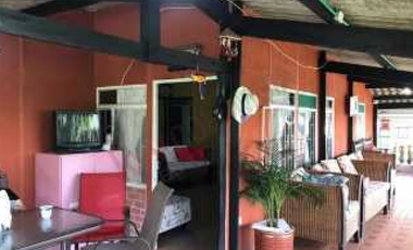 Venta de finca de 2000 M2 en 550 mill en El Colegio Cund.