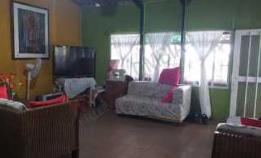 Venta de finca de 2000 M2 en 550 mill en El Colegio Cund.