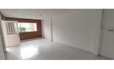 Venta de casa urbana de 162 M2 en 425 mill neg en La Mesa Cund