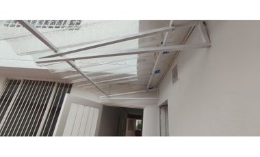 Venta de casa urbana de 162 M2 en 425 mill neg en La Mesa Cund