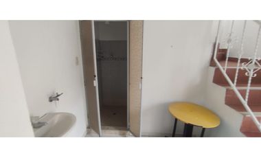 Venta de casa urbana de 162 M2 en 425 mill neg en La Mesa Cund