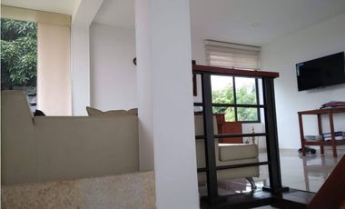 Se vende casa urbana en Conjunto, en La Mesa Cund, Col, en 1000 mill.