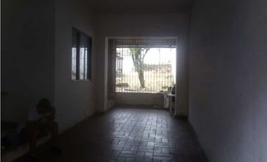 Se vende lote urbano de 300M2 en La Mesa Cund, Col. en 600 millones