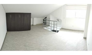 Venta de casa urbana de 224 M2 en 650 mill en La Mesa Cund, col