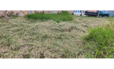 Lote urbano de 260 M2 en 230 mill negociables en La Mesa Cund, permuta