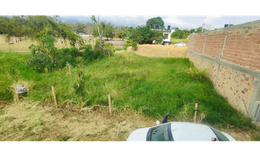 Lote urbano de 260 M2 en 230 mill negociables en La Mesa Cund, permuta