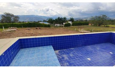 Casas campestres sobre planos de 1000 M2 en 720 mill en La Mesa Cund