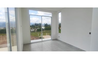 Casas campestres sobre planos de 1000 M2 en 720 mill en La Mesa Cund