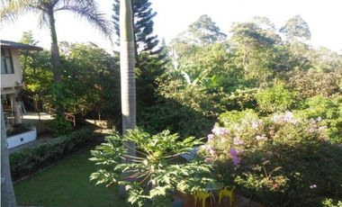 Espectacular Casaquinta de 2100 M2 en 790 mill en #lamesacundinamarca