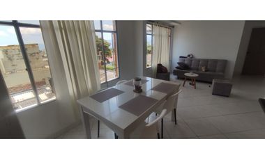 Casa rentable de 441 M2 construidos en 1100 millones en La Mesa Cund