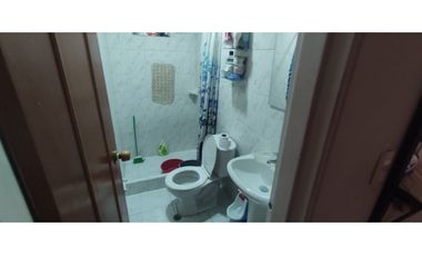 Casa rentable de 441 M2 construidos en 1100 millones en La Mesa Cund