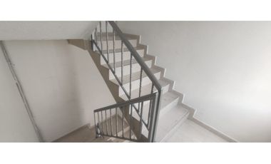 Casa rentable de 441 M2 construidos en 1100 millones en La Mesa Cund