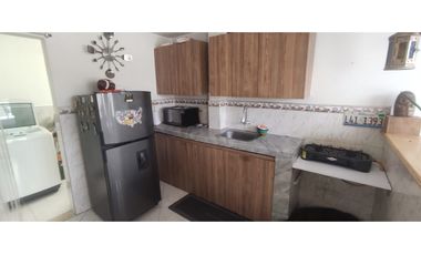 Casa rentable de 441 M2 construidos en 1100 millones en La Mesa Cund