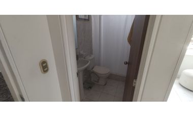 Casa rentable de 441 M2 construidos en 1100 millones en La Mesa Cund