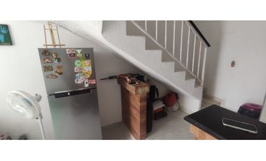 Casa rentable de 441 M2 construidos en 1100 millones en La Mesa Cund