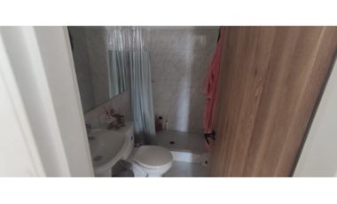 Casa rentable de 441 M2 construidos en 1100 millones en La Mesa Cund