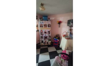 Casa de 110 M2 en 279 mill en La Mesa Cund, COL. a 3 min del parque