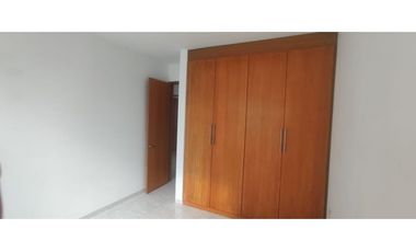 Casalote en conjunto de 450 M2 en 595 mill en La Mesa Cund, COL