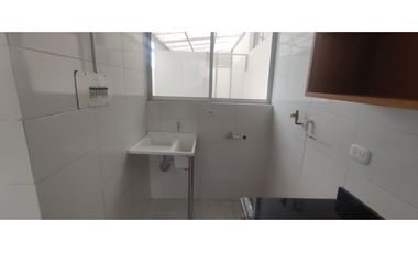 Casalote en conjunto de 450 M2 en 595 mill en La Mesa Cund, COL